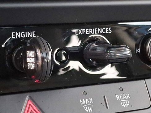 Certified 2025 MINI Cooper S image 26