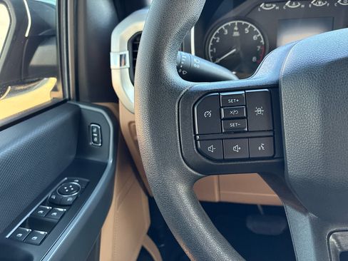 Used 2022 Ford F150 XLT image 59