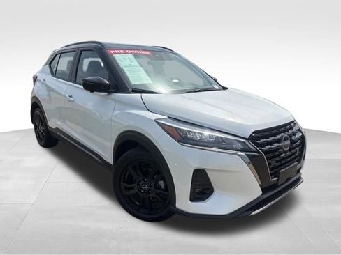 Used 2024 Nissan Kicks SR FWD image 2