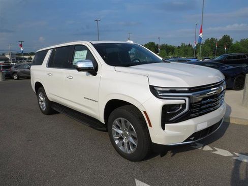 New 2025 Chevrolet Suburban Premier w/ Sun And Tow Package image 2