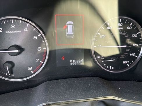 Used 2020 Subaru Outback Premium image 4