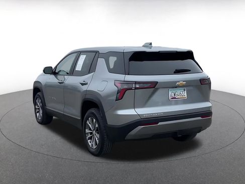 Used 2025 Chevrolet Equinox LT image 11