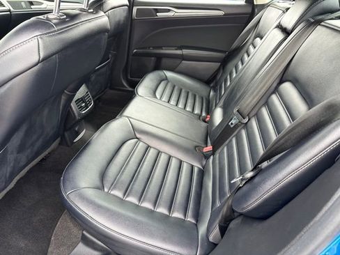 Used 2020 Ford Fusion SE image 13