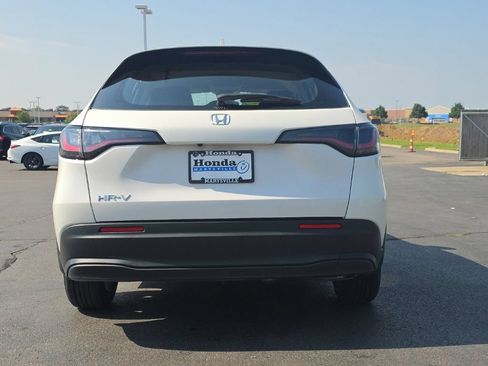 Used 2025 Honda HR-V LX image 6