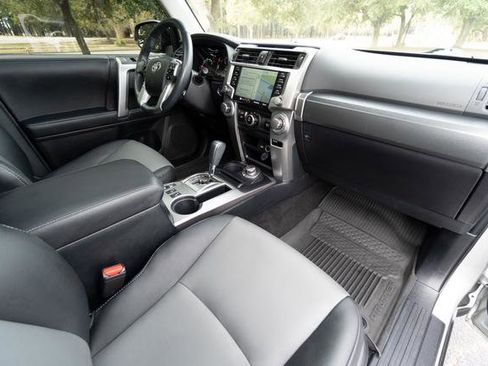 Used 2023 Toyota 4Runner SR5 Premium image 30