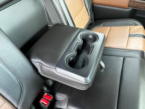 Used 2019 Chevrolet Silverado 1500 High Country w/ Safety Package II AWD/4WD image 40