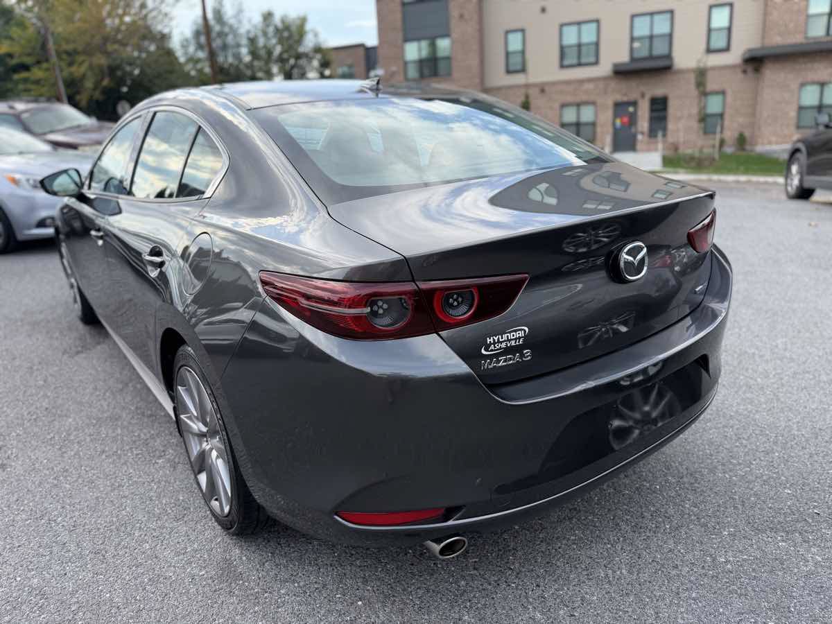 Used 2019 MAZDA MAZDA3 Sedan w/ Premium Package FWD image 5