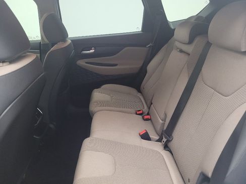 Used 2019 Hyundai Santa Fe SE FWD image 18