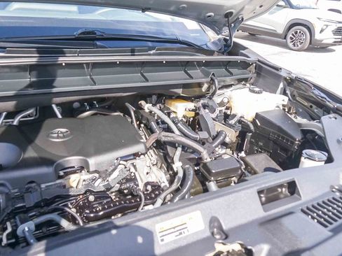 Used 2020 Toyota Highlander Limited image 26