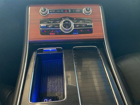 Used 2024 Lincoln Aviator Reserve w/ Jet Appearance Package image 8