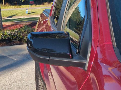 Used 2024 GMC Canyon Elevation w/ Convenience Package image 11