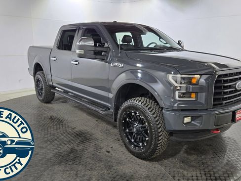 Used 2016 Ford F150 XLT w/ Equipment Group 302A Luxury AWD/4WD image 9