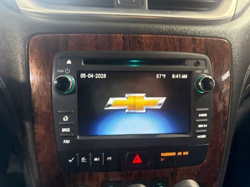 Used 2014 Chevrolet Traverse LT w/ LPO, 'HIT The Road' Package FWD image 22
