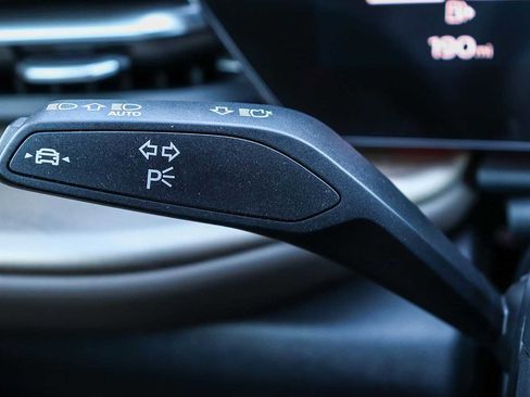 New 2025 Audi Q5 Premium image 29