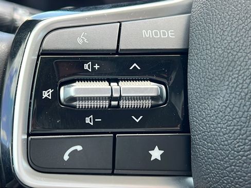 Used 2023 Kia Carnival SX Prestige FWD image 26