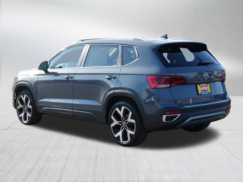 Used 2023 Volkswagen Taos SEL image 3