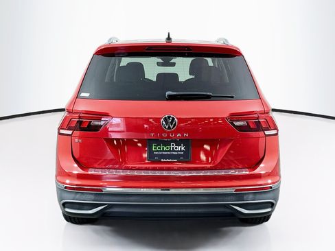 Used 2022 Volkswagen Tiguan SE FWD image 7