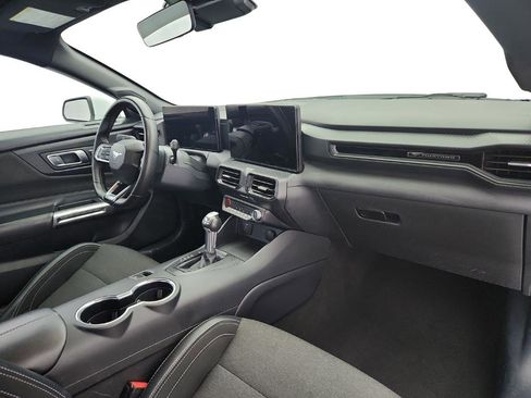 Used 2024 Ford Mustang Coupe image 22