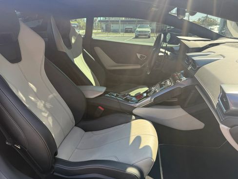 Used 2015 Lamborghini Huracan LP 610-4 image 40