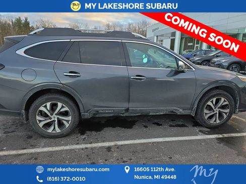Used 2020 Subaru Outback Touring w/ Popular Package #2 image 11
