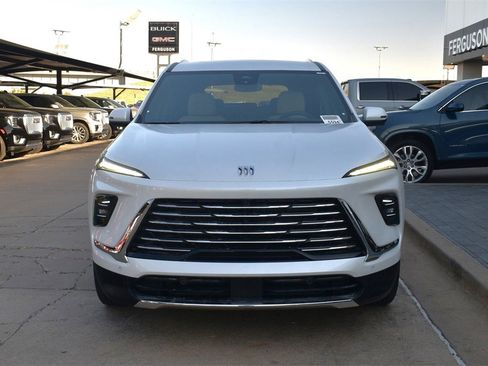 New 2025 Buick Enclave Preferred w/ Super Cruise Package image 9