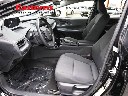 Used 2023 Toyota Prius LE FWD image 14