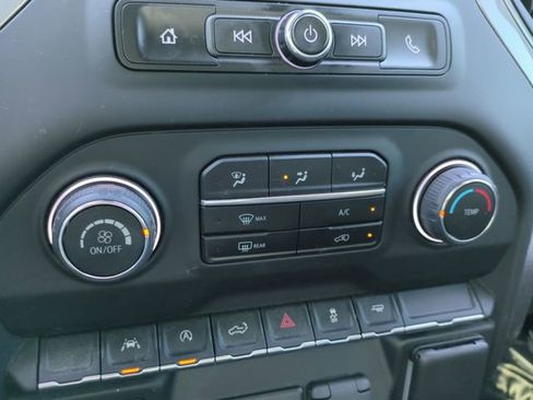 Used 2022 Chevrolet Silverado 1500 Custom RWD image 27