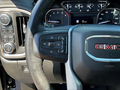 Used 2022 GMC Sierra 1500 SLT w/ SLT Premium Plus Package AWD/4WD image 14