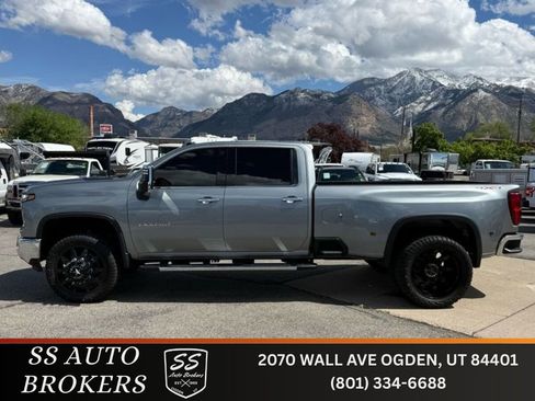 Used 2024 Chevrolet Silverado 3500 LTZ w/ LTZ Plus Package AWD/4WD image 1