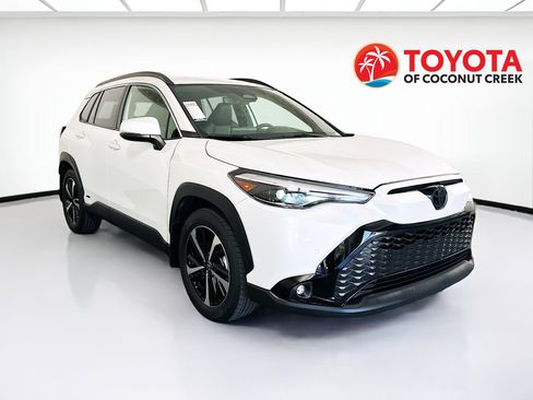 Used 2023 Toyota Corolla Cross AWD Hybrid w/ Convenience Package image 1