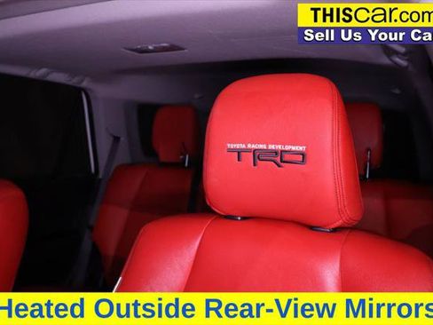 Used 2024 Toyota 4Runner TRD Off-Road Premium w/ Moonroof Package AWD/4WD image 30