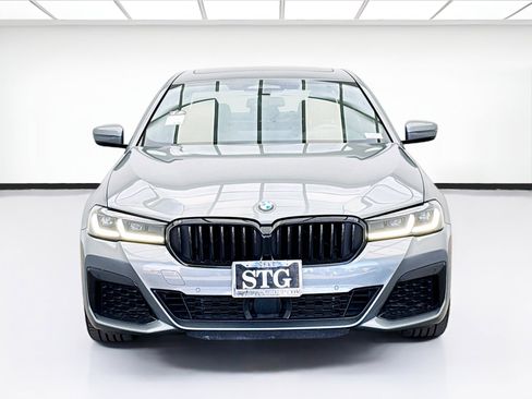 Used 2023 BMW 540i 540i w/ M Sport Package image 2