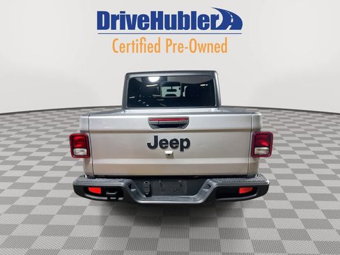 Used 2023 Jeep Gladiator Sport image 5