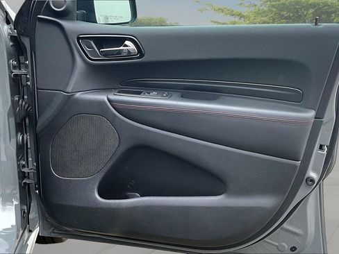 Used 2023 Dodge Durango GT image 23
