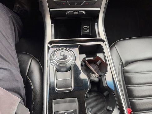 Used 2020 Ford Edge SEL w/ Convenience Package image 18