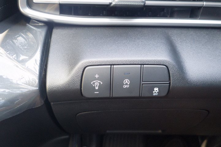 New 2026 Hyundai Elantra SE FWD image 30