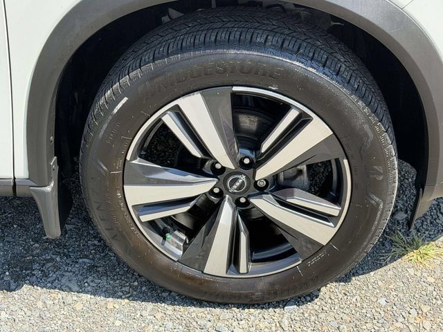 Used 2023 Nissan Rogue SL AWD/4WD image 7
