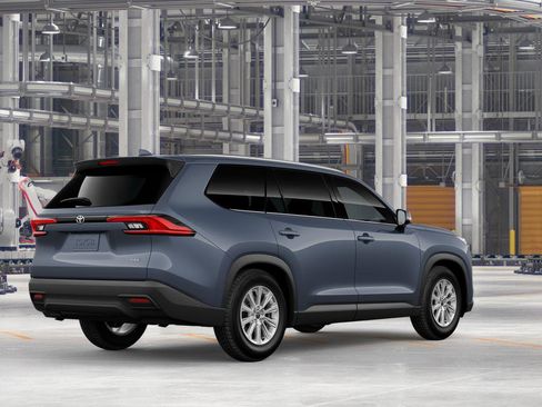 New 2026 Toyota Grand Highlander XLE FWD image 10