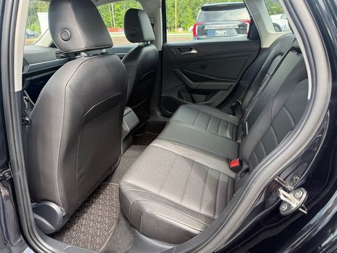 Used 2022 Volkswagen Jetta SE FWD image 12