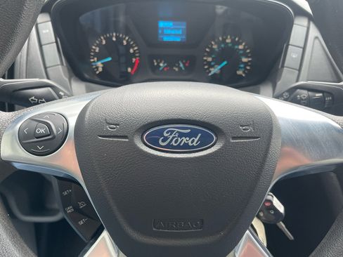 Used 2019 Ford Transit 350 XL image 17