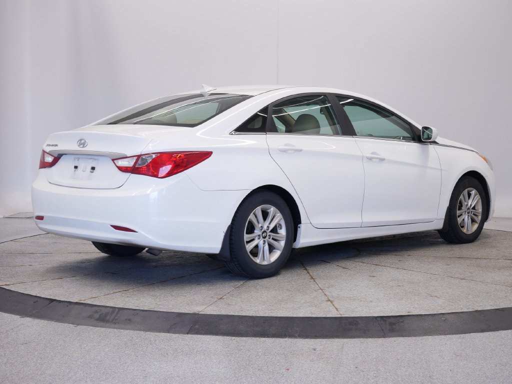 Used 2013 Hyundai Sonata GLS w/ Popular Equipment Pkg FWD image 6