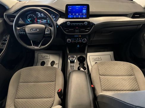 Used 2022 Ford Escape SE w/ Cold Weather Package AWD/4WD image 9