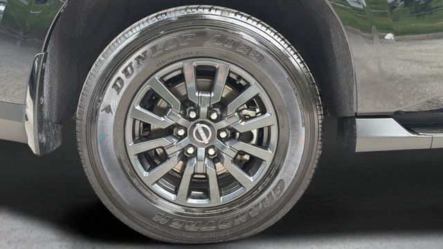 Used 2025 Nissan Armada SV AWD/4WD image 32