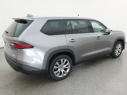 New 2026 Toyota Grand Highlander Limited image 16