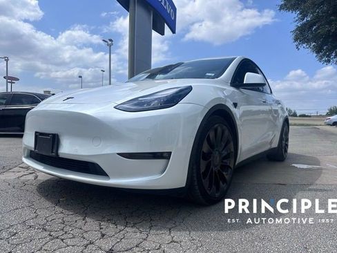 Used 2022 Tesla Model Y Performance AWD/4WD image 4