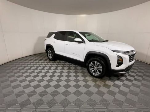 New 2026 Chevrolet Equinox LT image 59