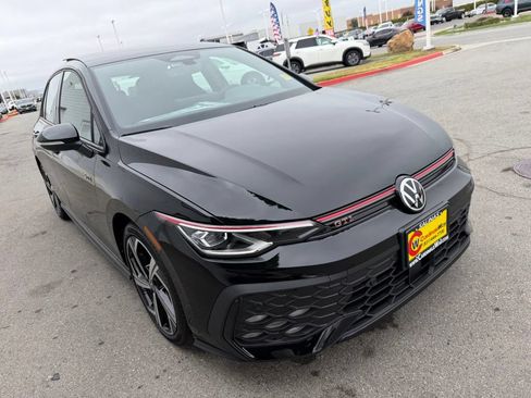 New 2026 Volkswagen GTI SE FWD image 8