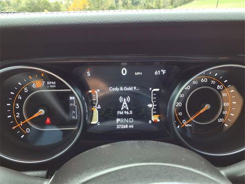 Used 2021 Jeep Wrangler Unlimited Sahara image 90