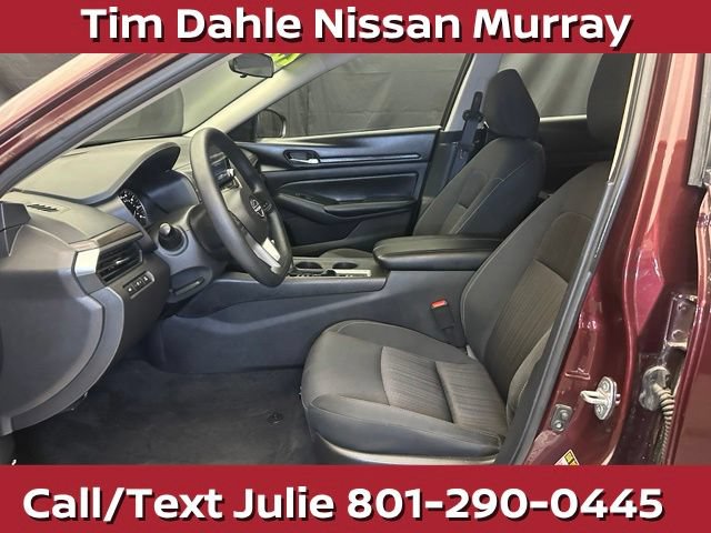 Used 2025 Nissan Altima 2.5 SV AWD/4WD image 21