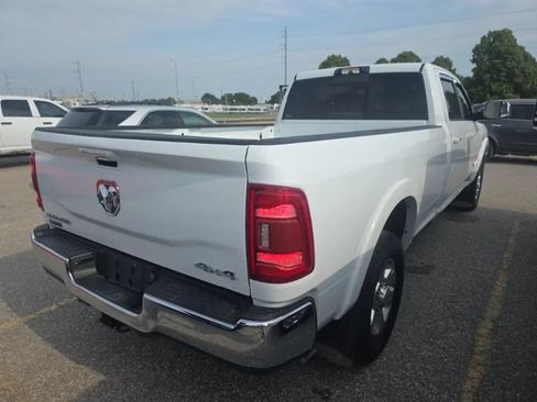 Used 2022 RAM 3500 Laramie AWD/4WD image 4